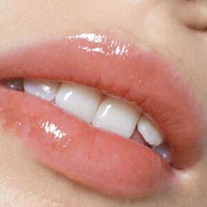 Morphe 2 Glassified Lip Oil - Be Kind